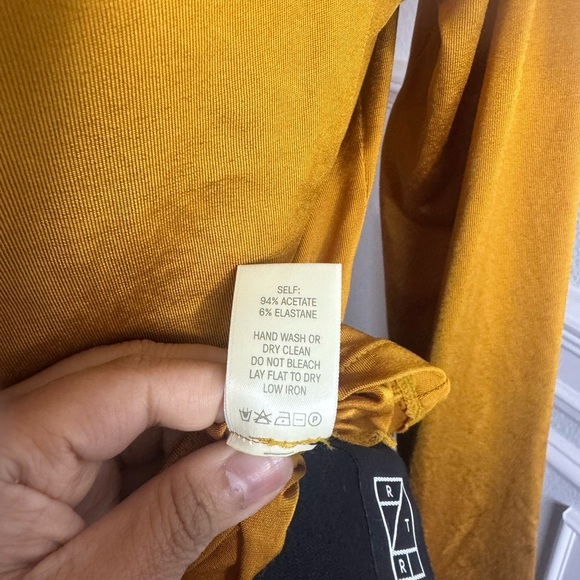 Asymmetric Ruched Long-Sleeve Jersey Top Elegant Mustard One-Shoulder Top SZ-10 - Picture 16 of 16